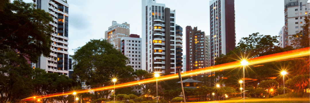 Pela terceira vez Curitiba agrega lista de cidades mais inteligentes e promissoras